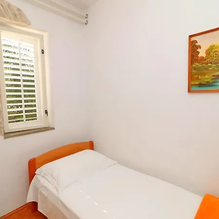 Jagoda, Apartment Vela Luka